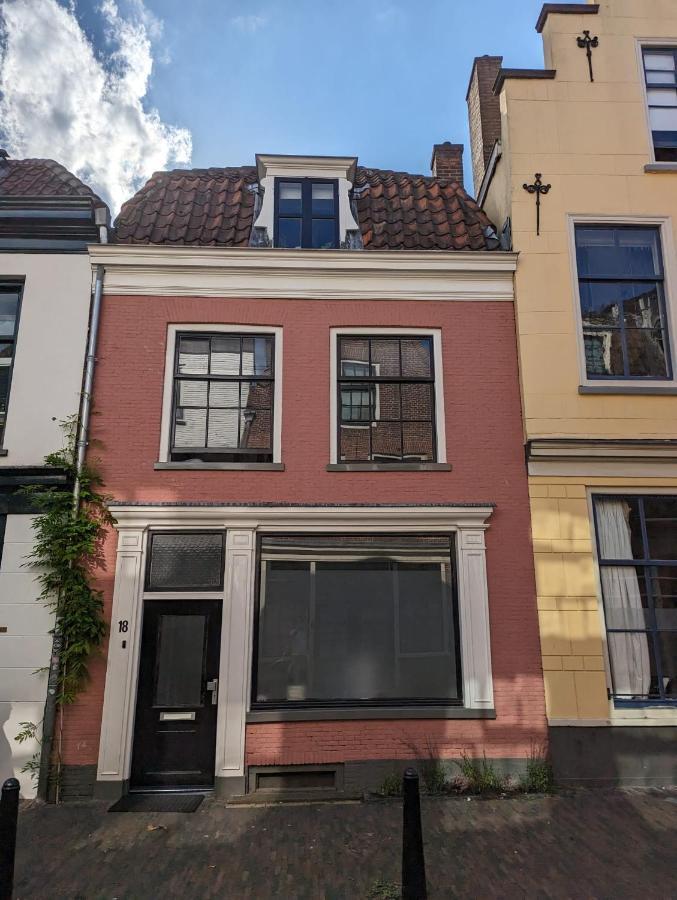 Monumental Gem In The Heart Of City Apartment